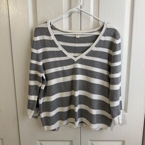 Boston Proper gray white striped v neck sweater size large